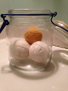 DIY Wool Dryer Balls |http://2momsnaturalskincare.com/