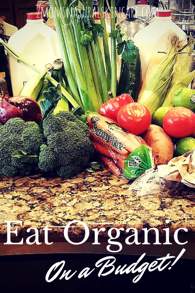 Eat Organic On a Budget| http://2momsnaturalskincare.com