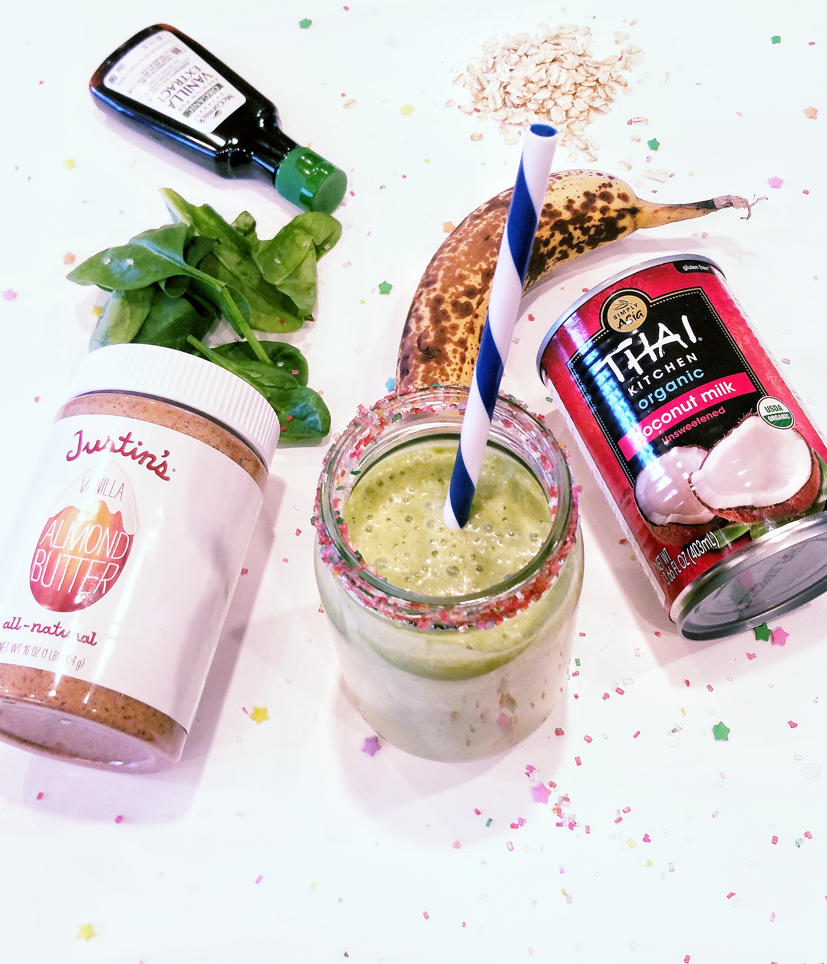 Healthy Birthday Cake Smoothie Recipe | Mountain Mamas' Blog | mntmommies.com